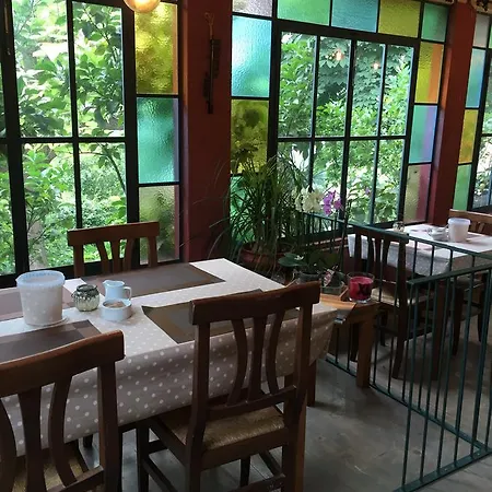 La Rocca Di Perti 农家乐 *