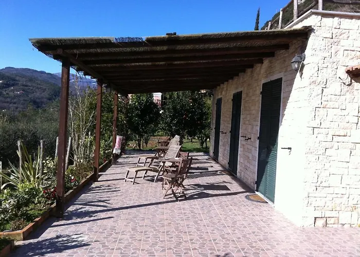 Farm stay La Rocca Di Perti *