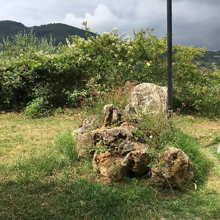 La Rocca Di Perti