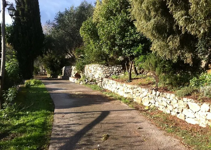 La Rocca Di Perti